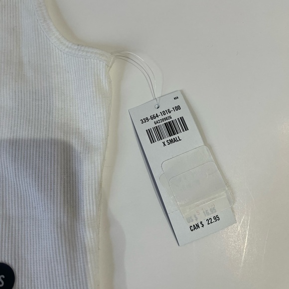 hollister basic tank - Picture 2 of 2